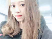 julian小姐姐,揭秘时尚界的璀璨新星